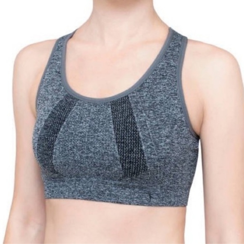 Danskin Now Gray Sports Bra Racerback Moisture-Wicking
